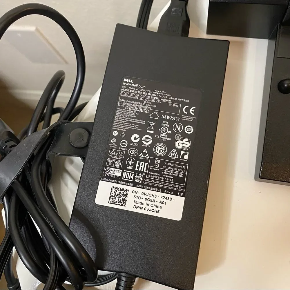 Dell Docking Station, Wireless Keyboard & Mouse, with Charger